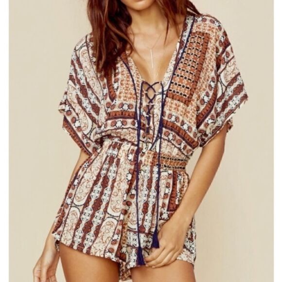 Cleobella Wesley Bohemian Front Tassel Smocked Waist Short Romper with Pockets - Picture 1 of 10